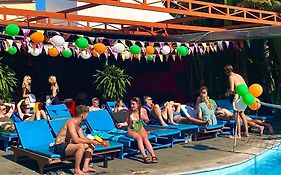 Bed Station Hostel & Pool Bar Hoi An 
